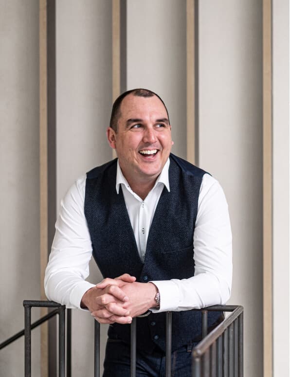 portrait of dan eaton